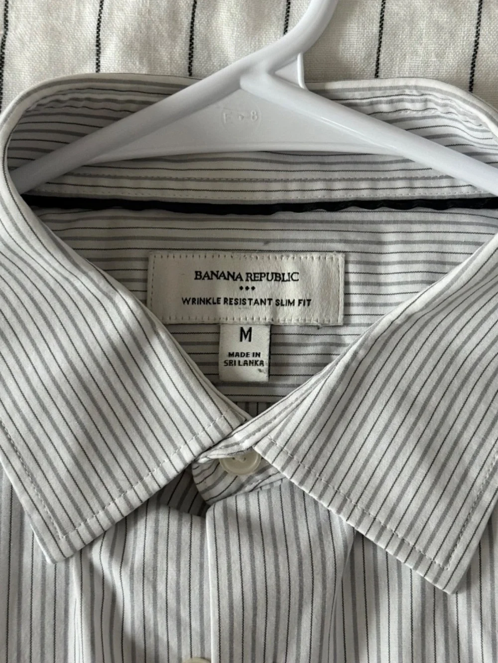 Banana Republic white grey